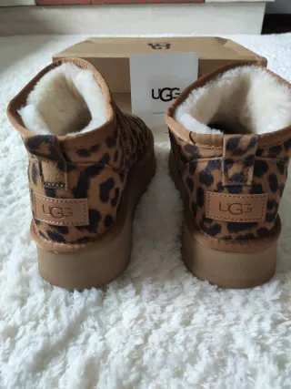 Botas UGG Leopard Print