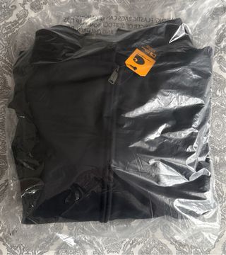 Sudadera Carhartt Negra Impermeable