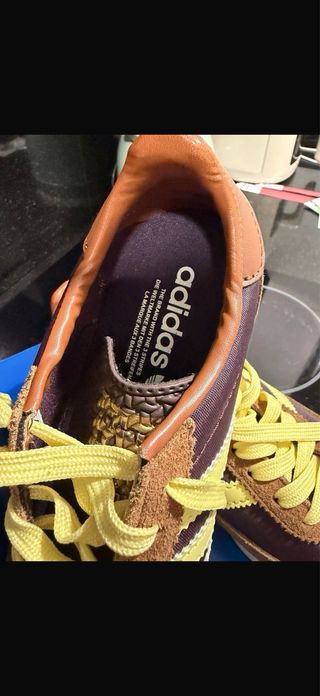 Zapatillas Adidas Marrones y Moradas Talla 37