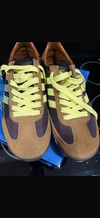 Zapatillas Adidas Marrones y Moradas Talla 37