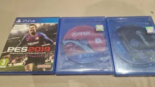 Giochi PS4: PES 2019, FIFA 20, FIFA 22