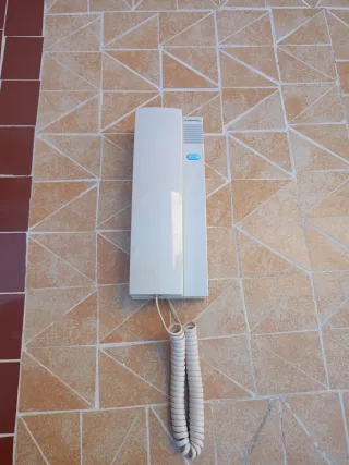 Teléfono Fermax Blanco y Azul