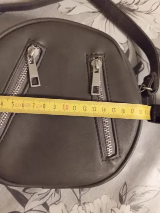 Borsa tonda da donna grigia