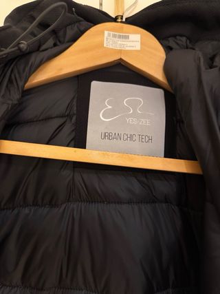 Abrigo Yes Zee Negro