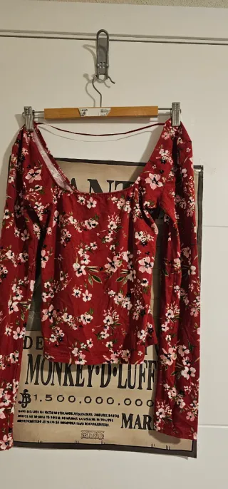 Top floral manga larga