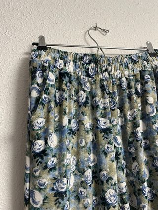 Pantalón estampado floral Talla M/L