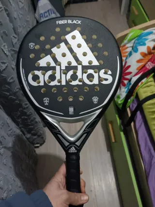 Pala de pádel Adidas