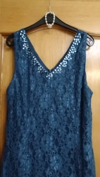 Vestido y chaqueta azul encaje