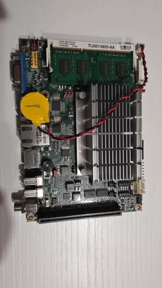 2 schede madri Mini ITX (difetto)