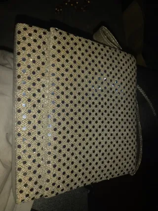 Bolso de lentejuelas dorado y plateado