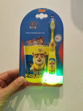 Cepillo de dientes Paw Patrol con vaso