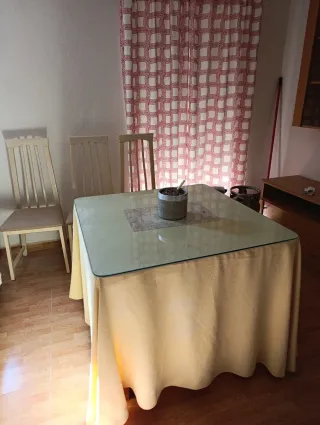 Juego de 4 sillas de comedor