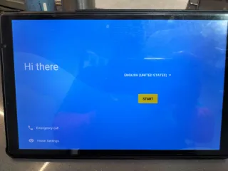 Tablet Facetel Q3 + funda + ratón BT