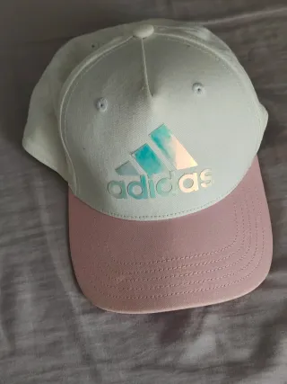 Gorra Adidas Blanca y Rosa