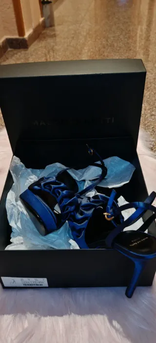 Sandalias Massimo Dutti Satén Azul Talla 40