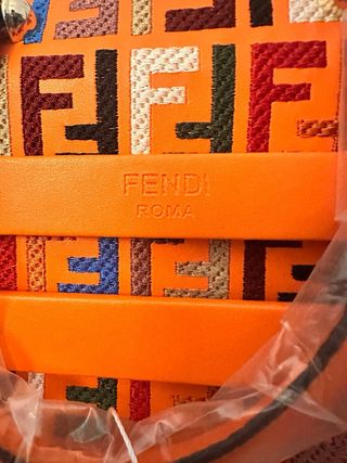 Nuovo borsello da donna. Accessori.