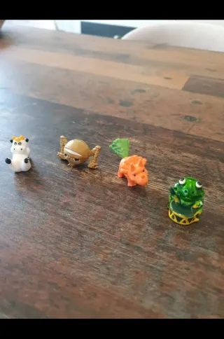 Lote figuras pequeñas