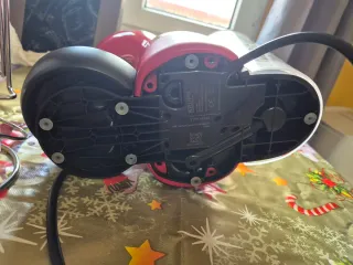 Cafetera Dolce Gusto Roja