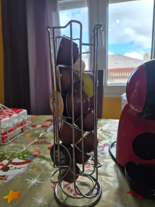 Cafetera Dolce Gusto Roja