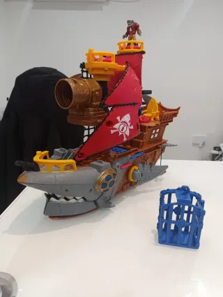 Barco Pirata Tiburon