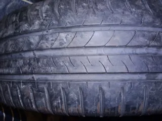 4 Neumáticos 215/65 R15 (96H-96T)