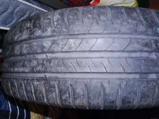 4 Neumáticos 215/65 R15 (96H-96T)