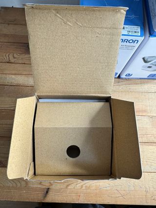 Tensiómetro OMRON X2 Essential Automático