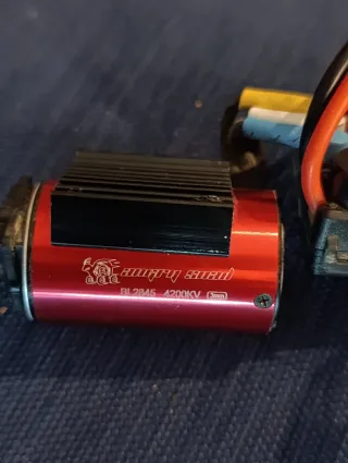 Motor 4200KV y Variador 3S 45A