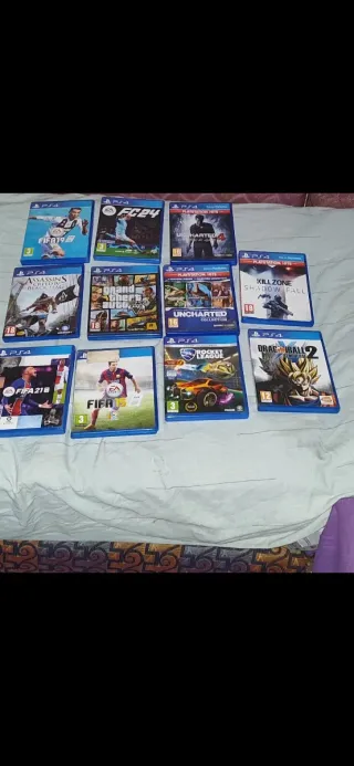 Consegna di giochi PS4: FIFA, Uncharted, GTA V, ecc.