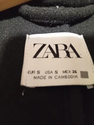 Chaqueta Zara con capucha Talla S