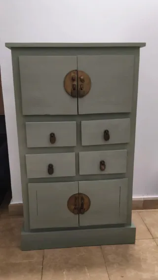 Cómoda oriental madera y metal