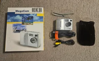 Cámara Digital 4M Plata