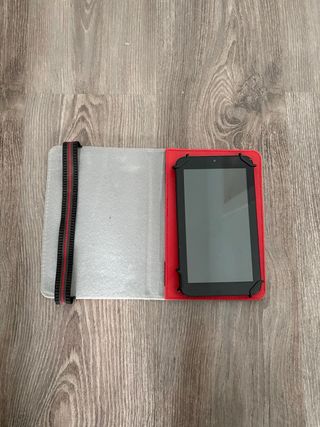 Tablet con funda Alcatel Onetouch Negra