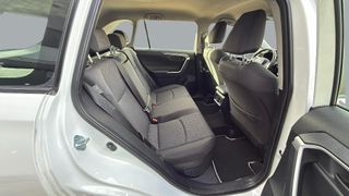 Toyota Rav4 220H Business 160 kW (218 CV)