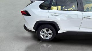 Toyota Rav4 220H Business 160 kW (218 CV)