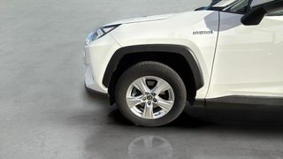 Toyota Rav4 220H Business 160 kW (218 CV)