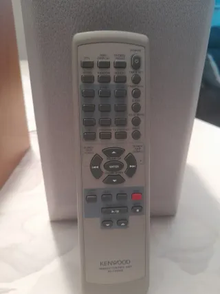 Cadena Kenwood RXD-M47WM CD/Radio, Casette y altav