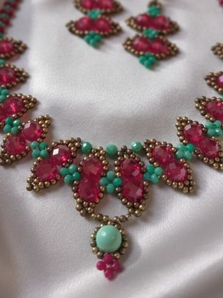 Set gioielli collana e orecchini vintage barocco