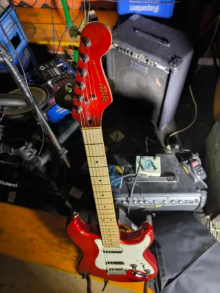 Fender Stratocaster - Hecha en China