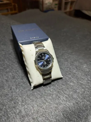 Reloj Casio Edifice Esfera Azul de Acero
