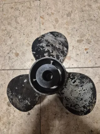 Hélice fueraborda Mariner Mercury