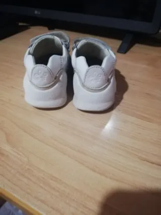 Deportivas Biomecanics Blancas Velcro