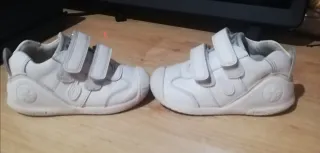 Deportivas Biomecanics Blancas Velcro