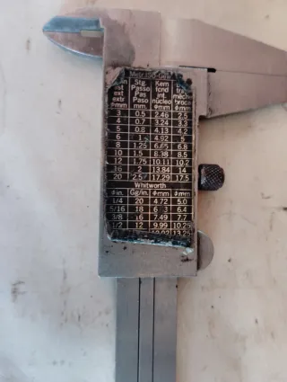 Calibre Mitutoyo 0-150mm