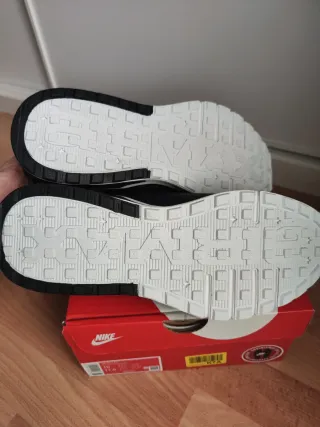 Nike Air Max Negro/Rojo