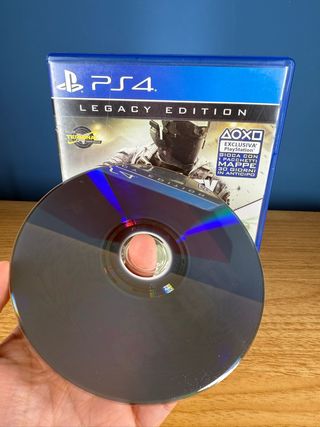 Call of Duty: Infinite & Modern Warfare PS4