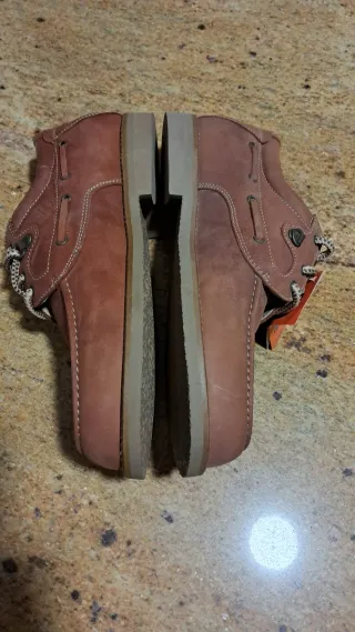 Zapatos de piel nobuck marrones