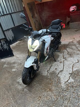 Keeway RKF 125 Blanca