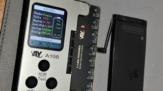 Batteria iPhone 15 - 84%. Originale Apple 