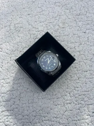 Reloj Seiko MOD de acero con dial azul marino